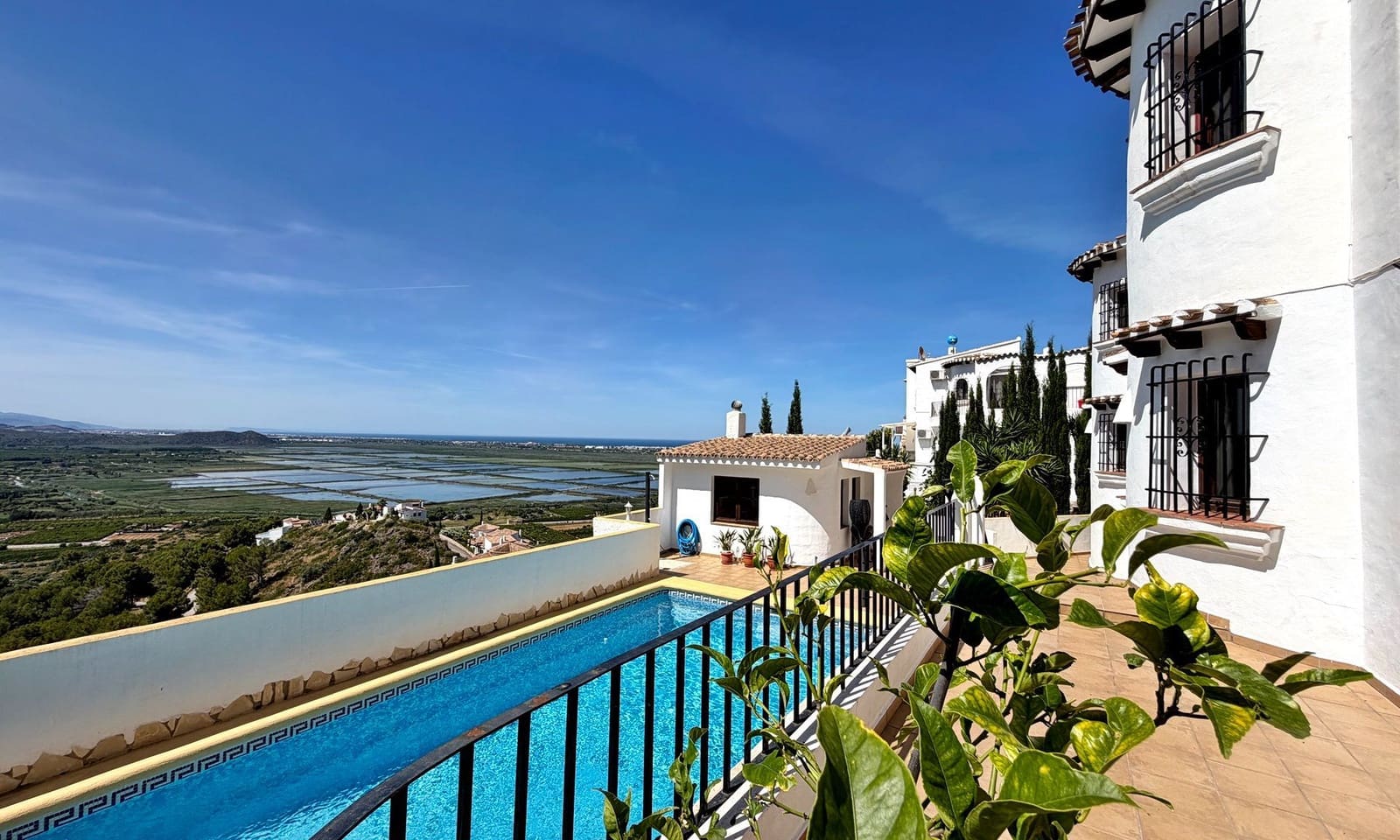 5 bedroom Villa for sale in Monte Pego with pool garage - € 649,000 (Ref: 9866296)