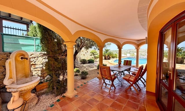2 sovrum Villa till salu i Dénia med pool garage - 539 000 € (Ref: 9879932)