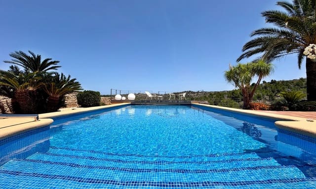 2 sovrum Villa till salu i Dénia med pool garage - 539 000 € (Ref: 9879932)
