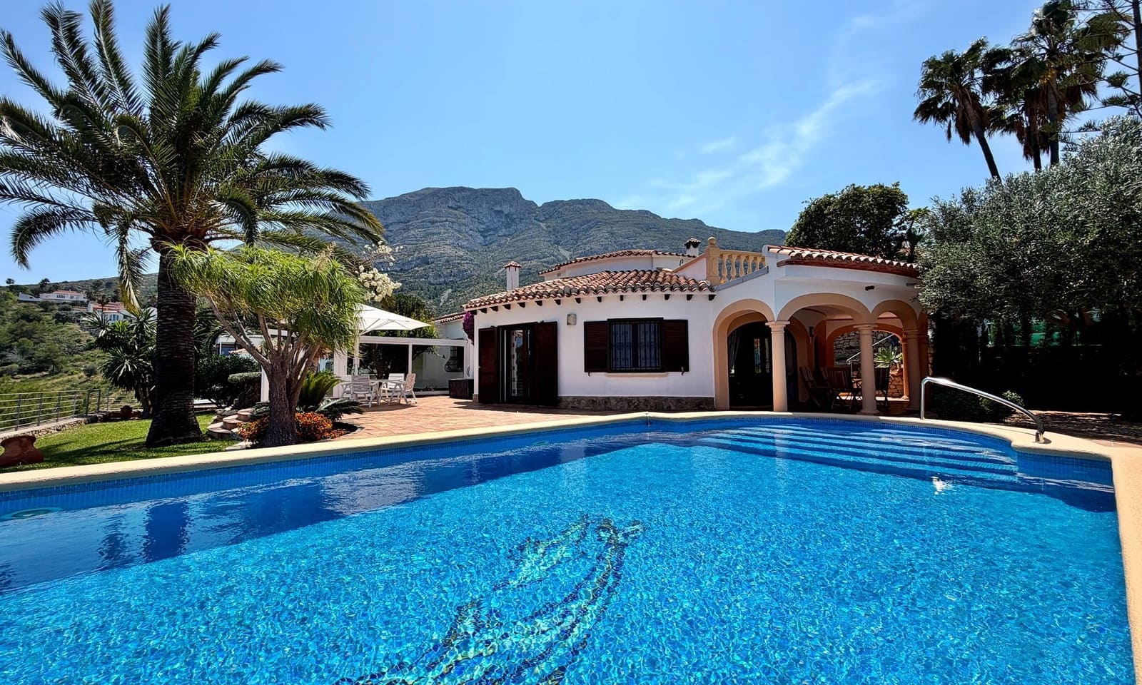 2 quarto Moradia para venda em Denia com piscina garagem - 539 000 € (Ref: 9879932)