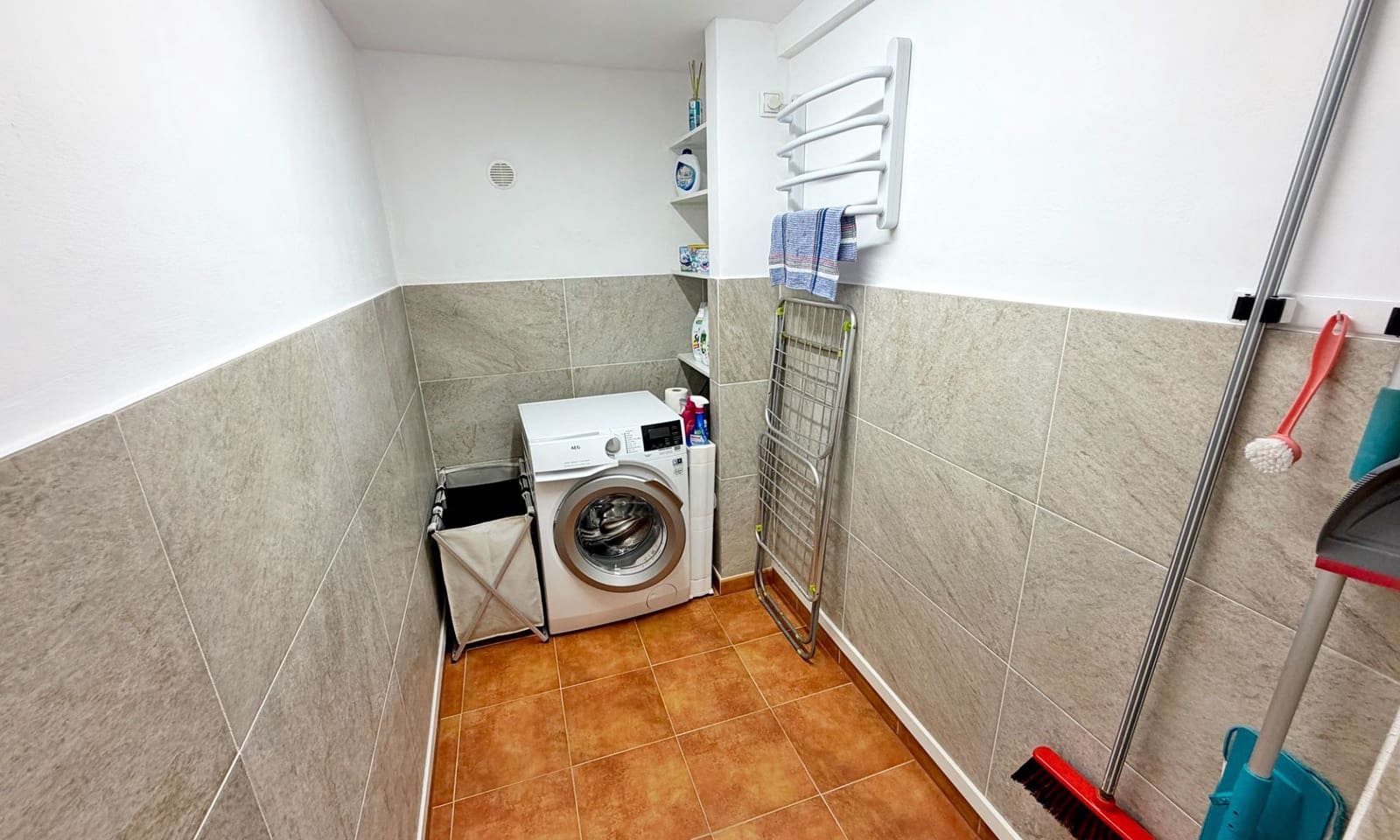 5 sovrum Villa till salu i Denia med pool garage - 695 000 € (Ref: 9906793)