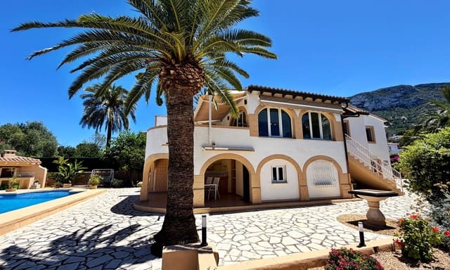 5 sovrum Villa till salu i El Montgó, Dénia med pool garage - 695 000 € (Ref: 9906793)