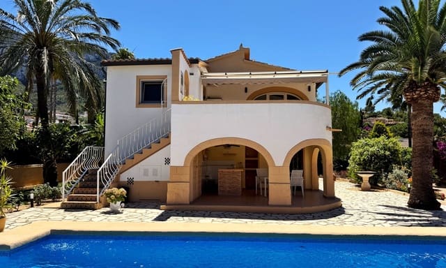 5 sovrum Villa till salu i El Montgó, Dénia med pool garage - 695 000 € (Ref: 9906793)