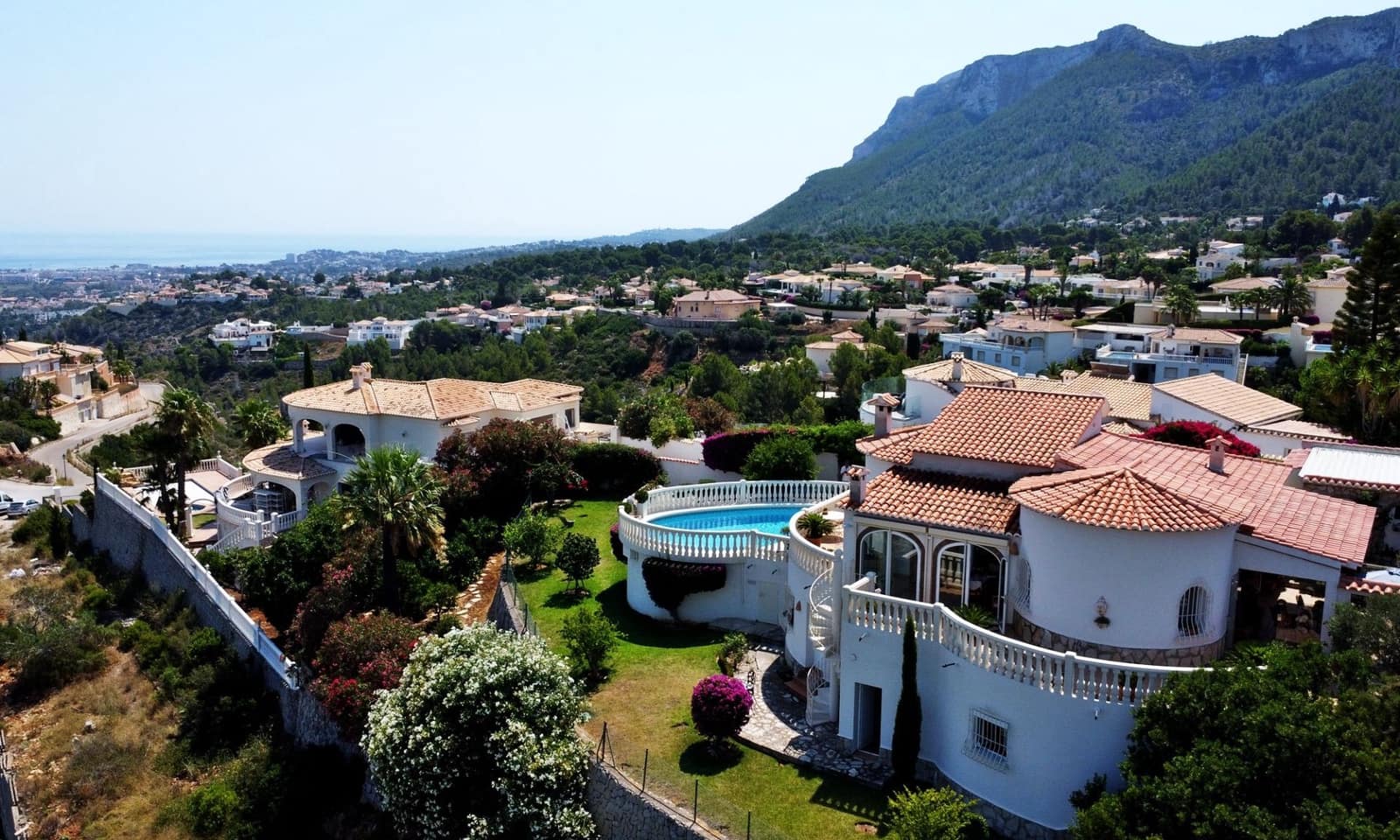 3 soverom Villa til salgs i Denia med svømmebasseng garasje - € 619 000 (Ref: 9937469)