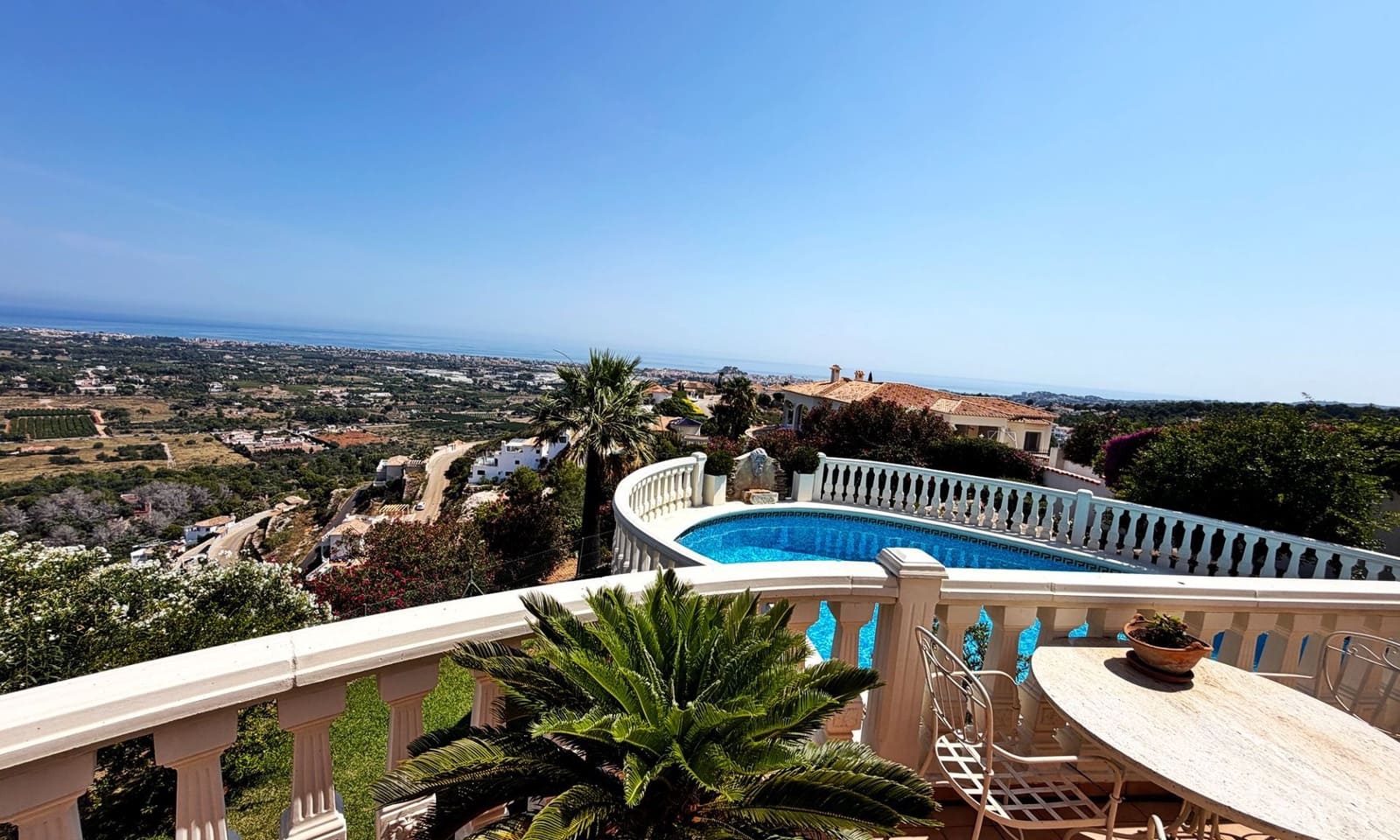 3 soverom Villa til salgs i Denia med svømmebasseng garasje - € 619 000 (Ref: 9937469)