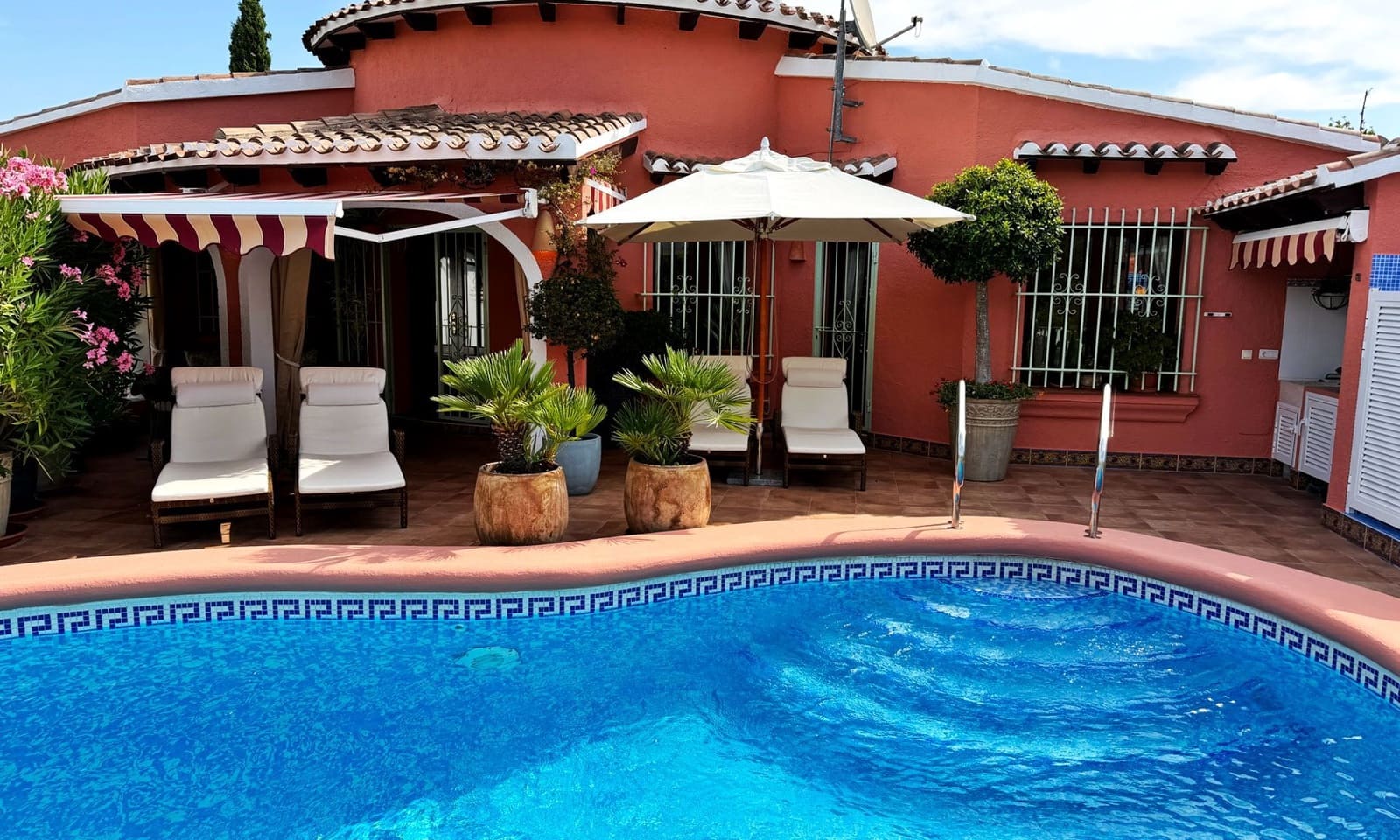 2 chambre Villa/Maison à vendre à Monte Pego avec piscine garage - 409 000 € (Ref: 9953689)