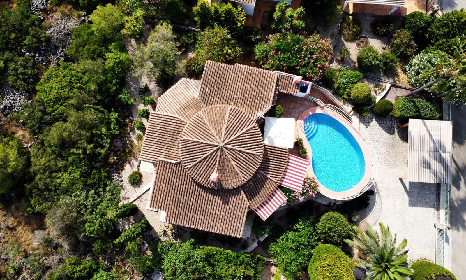 2 chambre Villa/Maison à vendre à Monte Pego avec piscine garage - 409 000 € (Ref: 9953689)