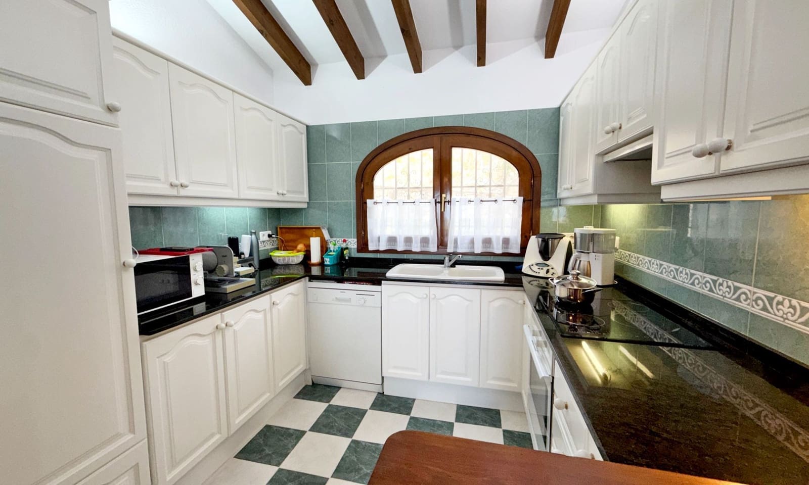 3 soverom Villa til salgs i Denia med svømmebasseng garasje - € 450 000 (Ref: 9999519)