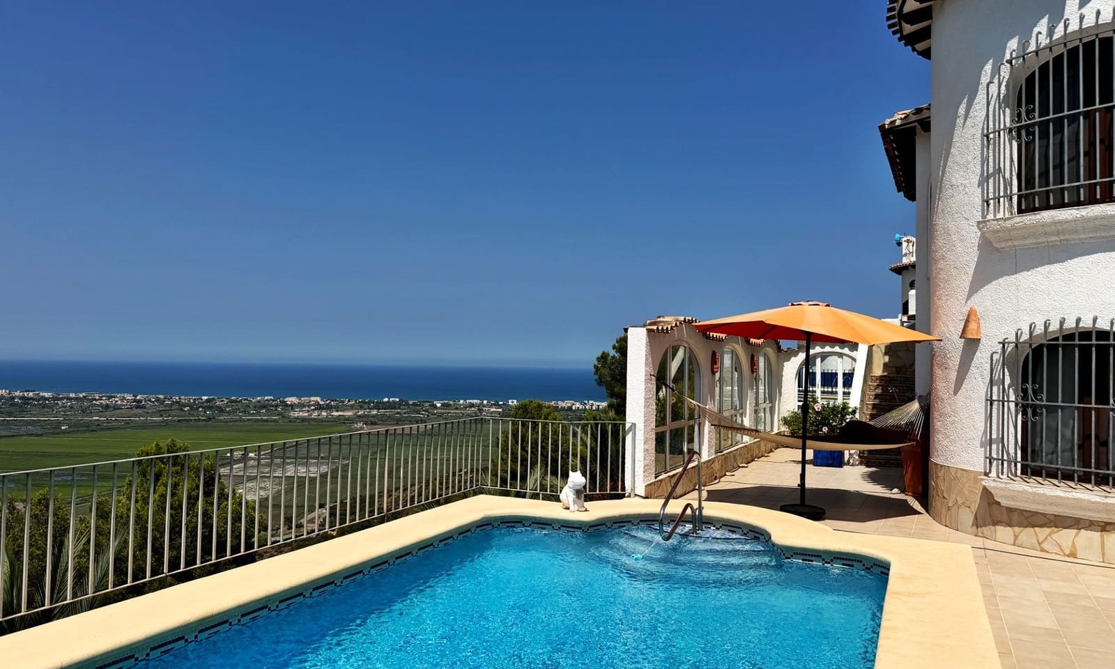3 soverom Villa til salgs i Denia med svømmebasseng garasje - € 450 000 (Ref: 9999519)