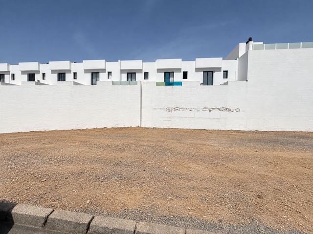 Rakentamaton maa myytävänä paikassa Arrecife - 172 000 € (Ref: 10135562)