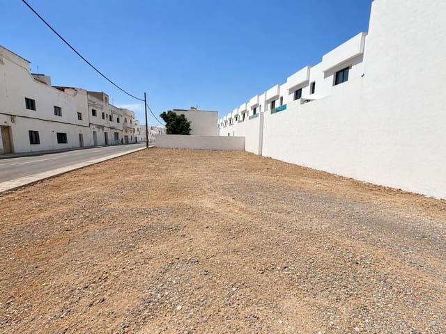 Rakentamaton maa myytävänä paikassa Arrecife - 172 000 € (Ref: 10135562)