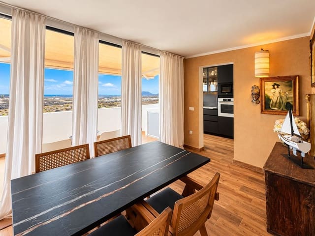 Apartamento de 2 habitaciones en Los Cocoteros, Teguise en venta con garaje - 350.000 € (Ref: 10170590)
