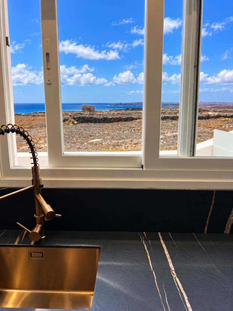 Apartamento de 2 habitaciones en Teguise en venta con garaje - 350.000 € (Ref: 10170590)