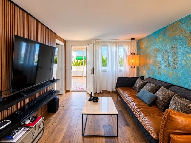 Apartamento de 2 habitaciones en Los Cocoteros, Teguise en venta con garaje - 350.000 € (Ref: 10170590)