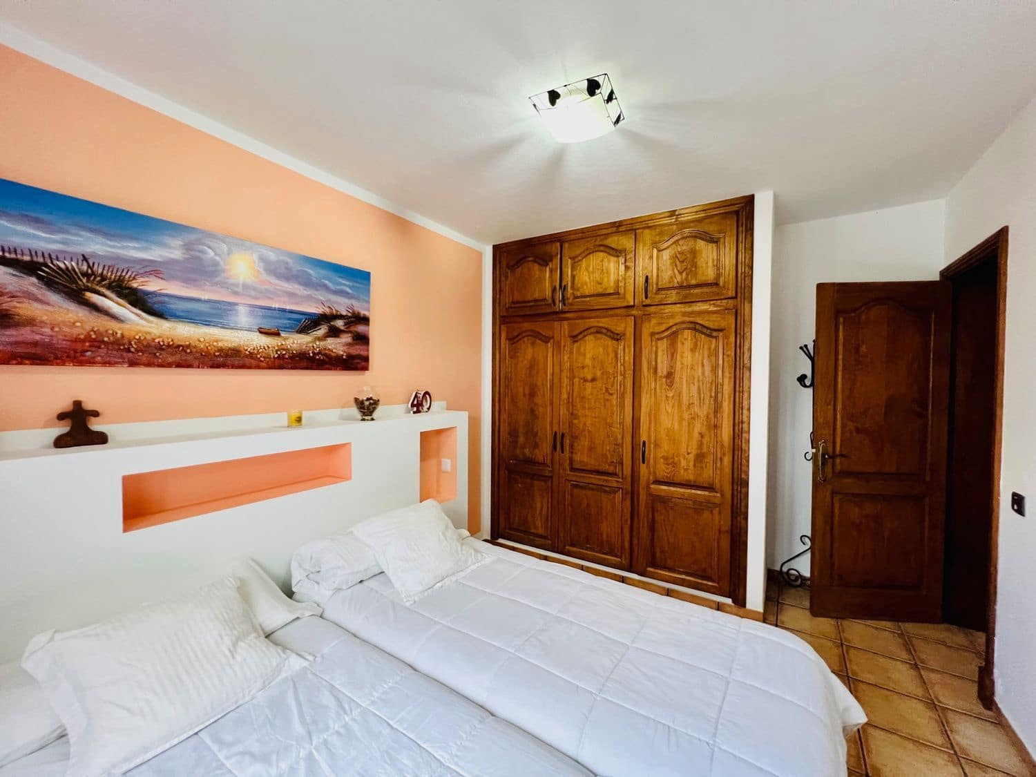 5 soveværelse Villa til salg i Yaiza med swimmingpool garage - € 799.000 (Ref: 7843557)