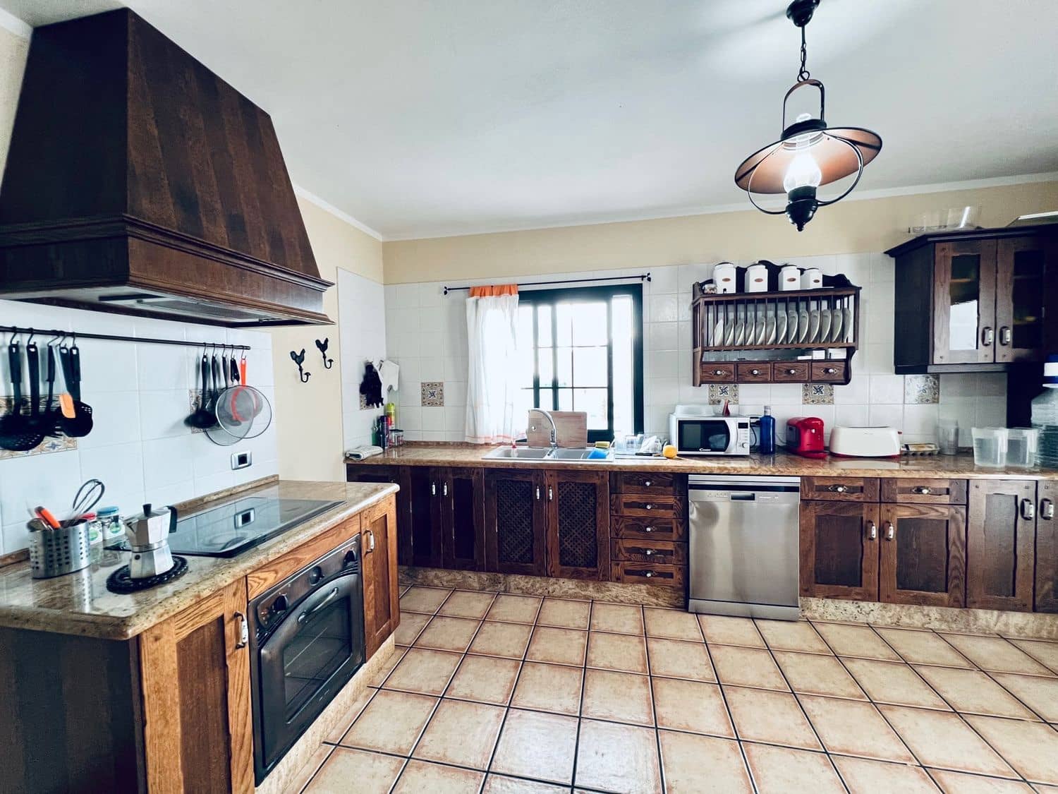 5 soveværelse Villa til salg i Yaiza med swimmingpool garage - € 799.000 (Ref: 7843557)