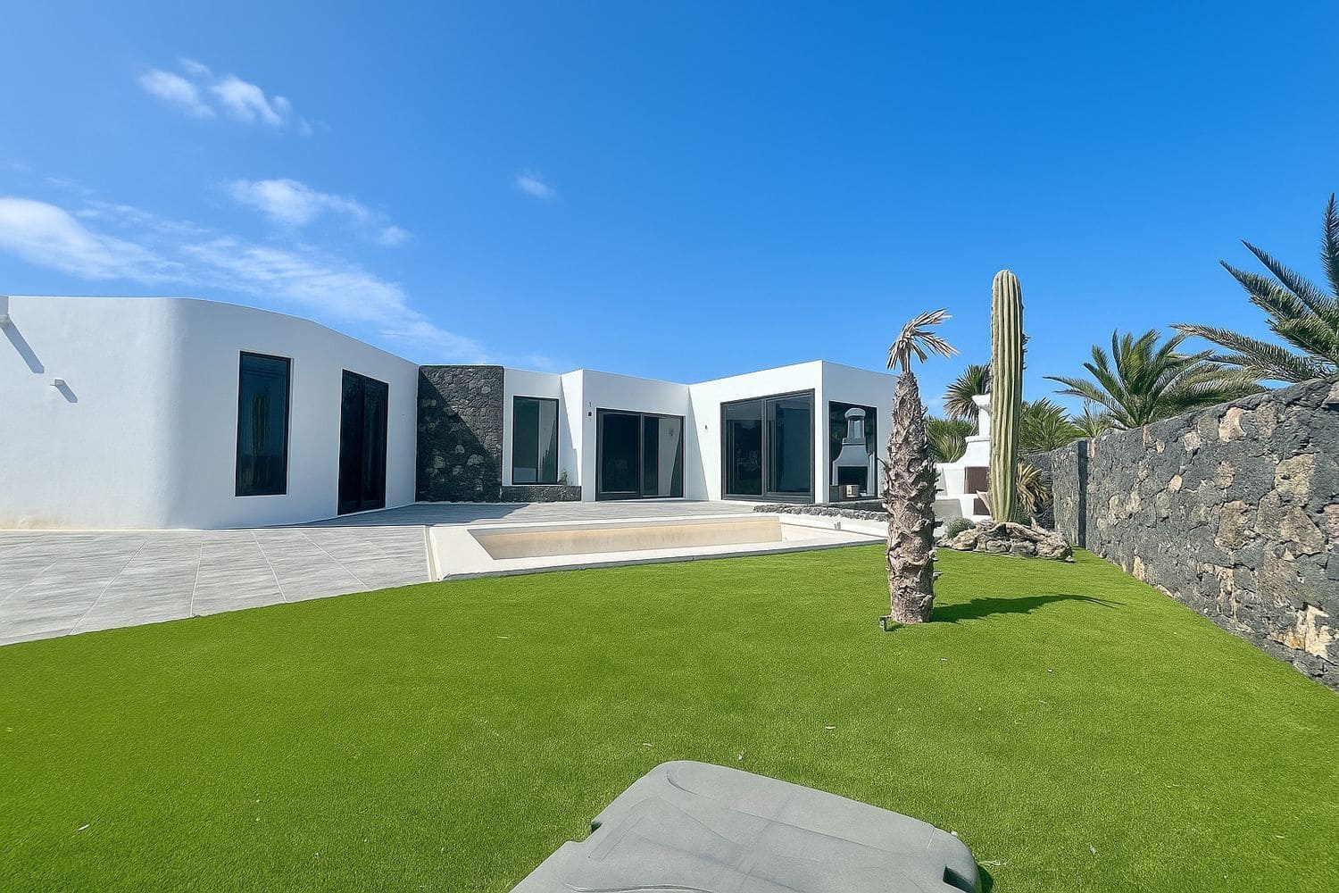 3 chambre Villa/Maison à vendre à Teguise avec piscine garage - 600 000 € (Ref: 8247289)