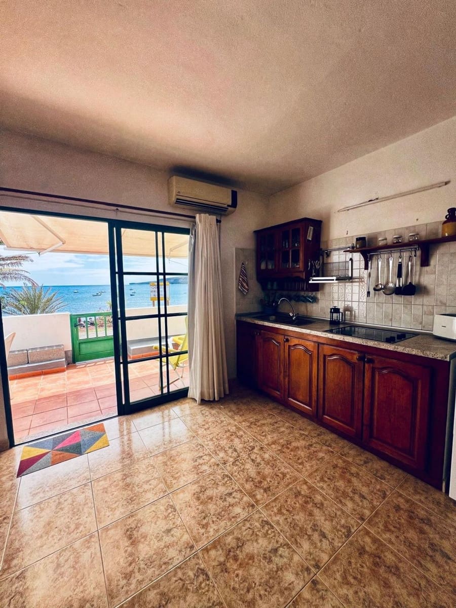 2 soveværelse Lejlighed til leje i Puerto Calero med garage - € 1.600 (Ref: 8511316)