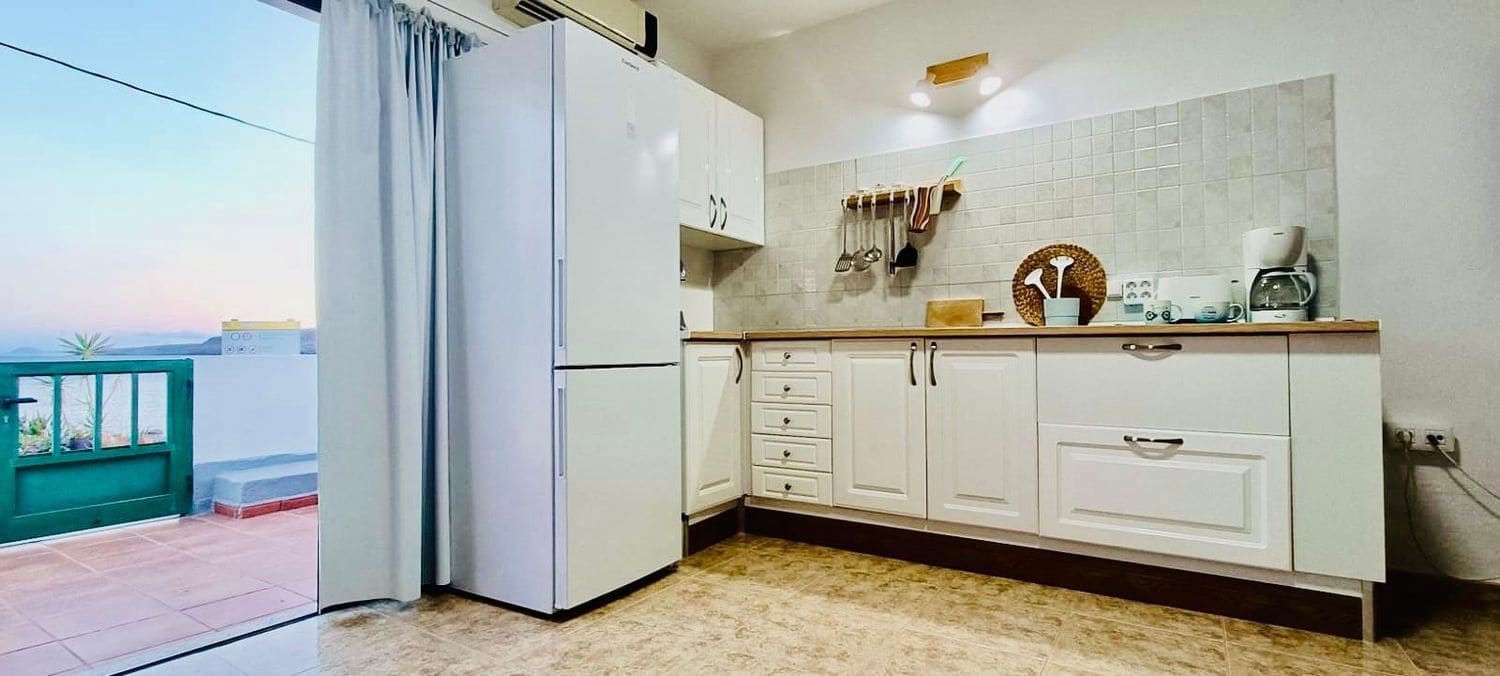 2 soveværelse Lejlighed til leje i Puerto Calero - € 1.600 (Ref: 8511316)