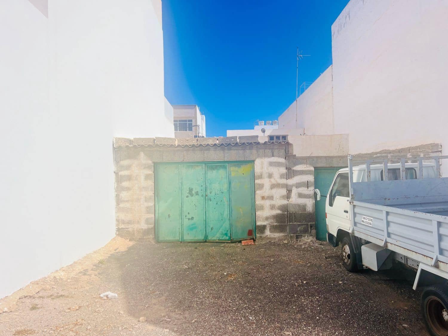 Grunde uden byggetilladelser til salg i Arrecife - € 69.500 (Ref: 8591620)