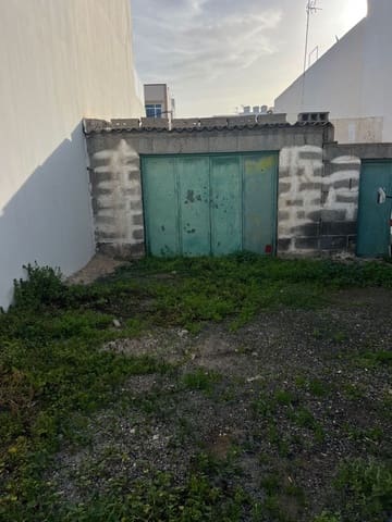 Grunde uden byggetilladelser til salg i Arrecife - € 69.500 (Ref: 8591620)