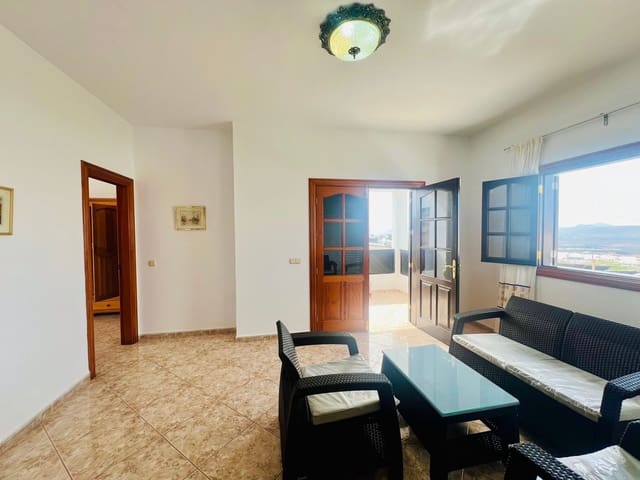 3 bedroom Villa for rent in Teguise - € 1,750 (Ref: 8681989)