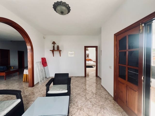 3 bedroom Villa for rent in Teguise - € 1,750 (Ref: 8681989)