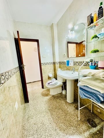 3 soveværelse Lejlighed til salg i Arrecife - € 182.000 (Ref: 8781096)