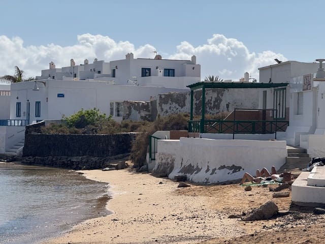 Rakentamaton maa myytävänä paikassa Teguise - 450 000 € (Ref: 8845338)