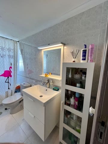 2 bedroom Apartment for rent in Arrecife with garage - € 1,250 (Ref: 8903266)