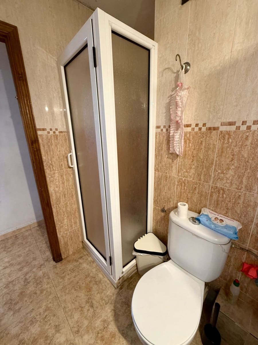 4 bedroom Apartment for sale in Arrecife - € 180,000 (Ref: 8917721)