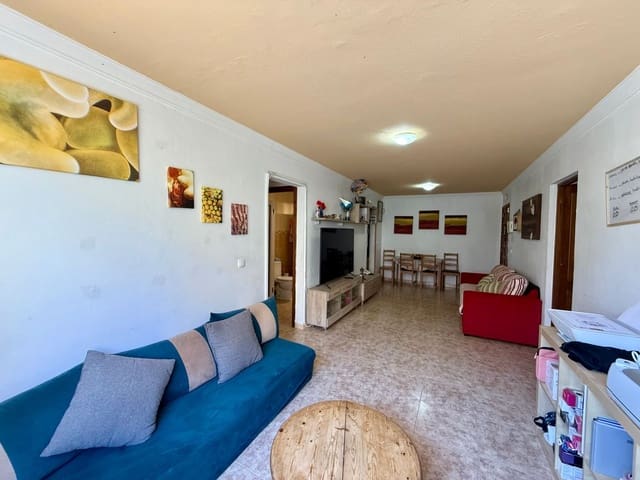 4 chambre Appartement à vendre à Arrecife - 180 000 € (Ref: 8917721)