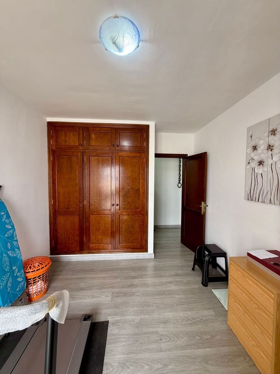 3 soveværelse Lejlighed til salg i Arrecife med garage - € 240.000 (Ref: 8941026)