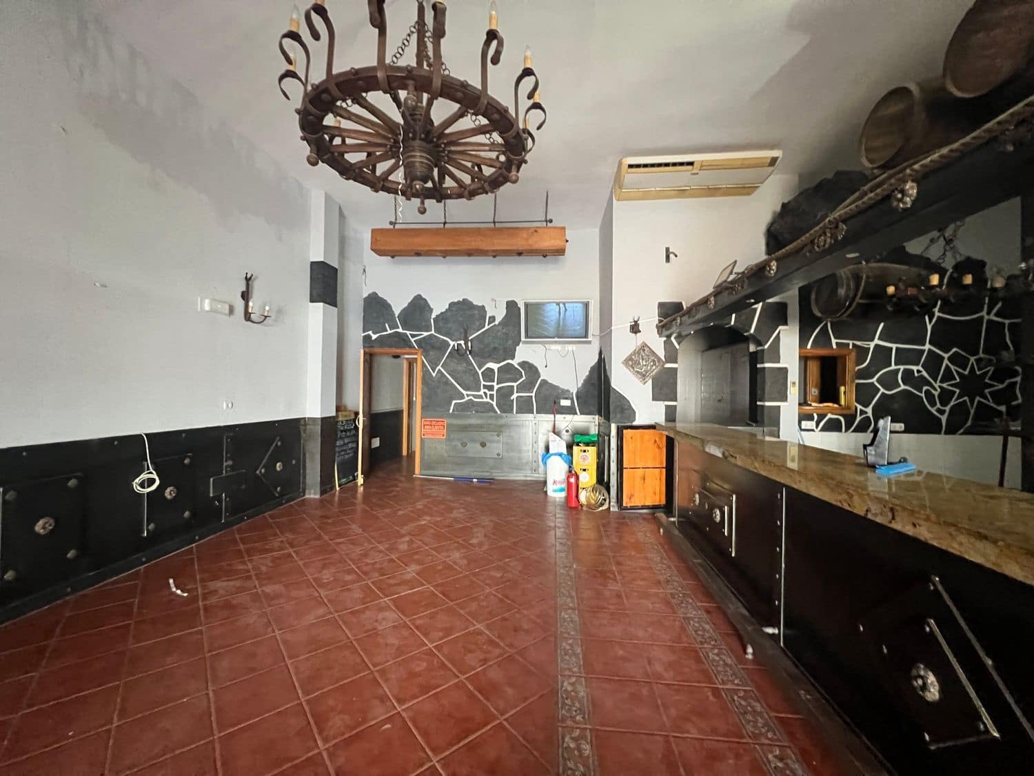 Kommersiell til leie i Arrecife - € 1 770 (Ref: 9183305)