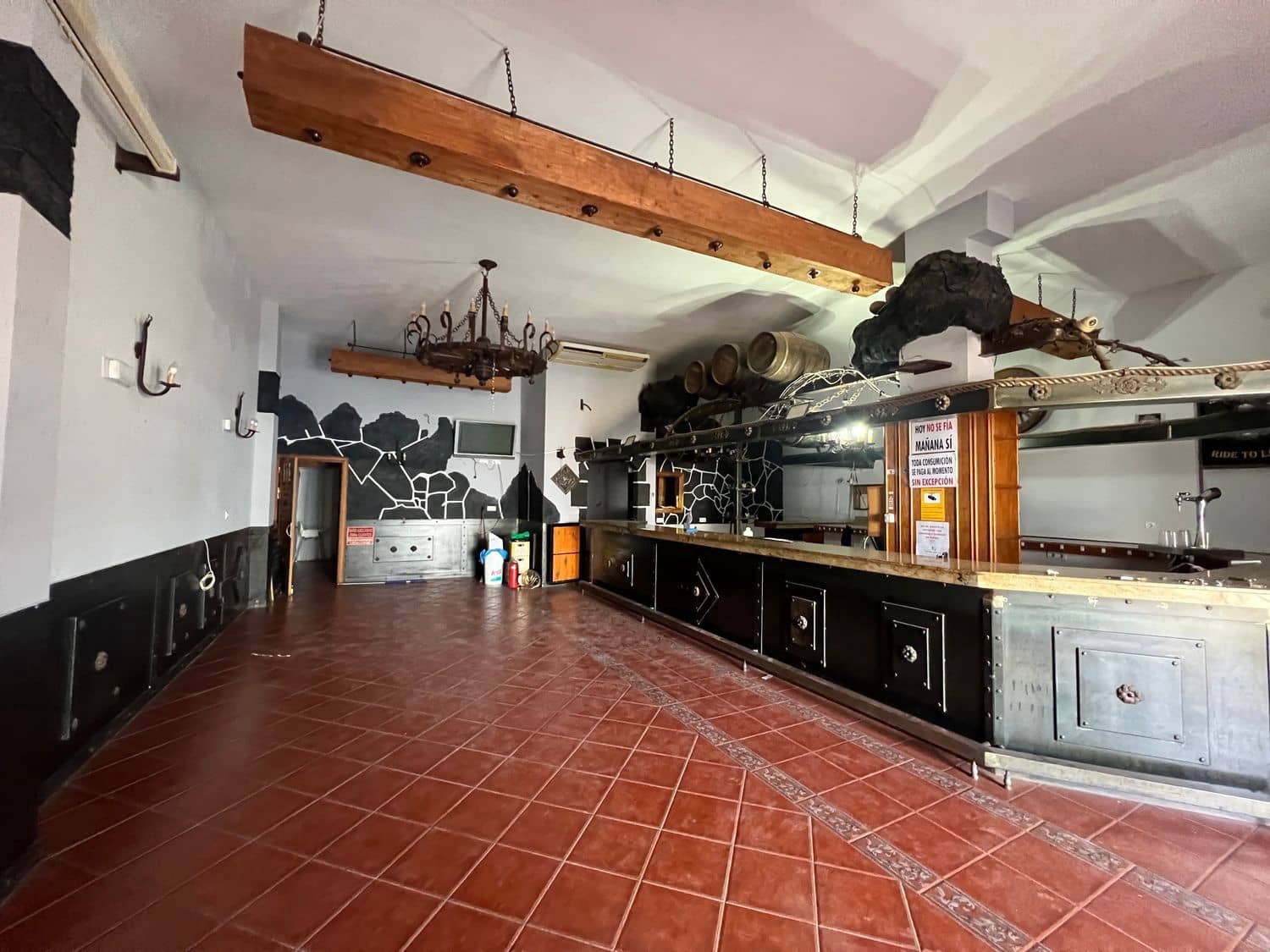 Kommersiell til leie i Arrecife - € 1 770 (Ref: 9183305)