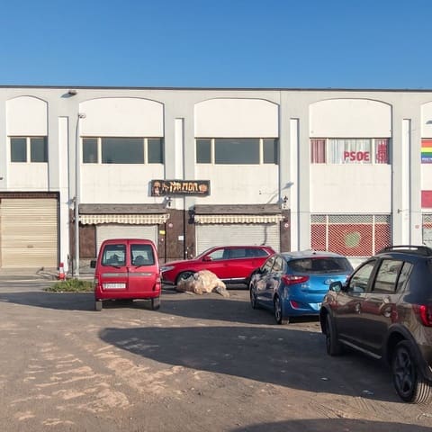 Kaupallinen vuokrattavana paikassa Arrecife - 1 770 € (Ref: 9183305)