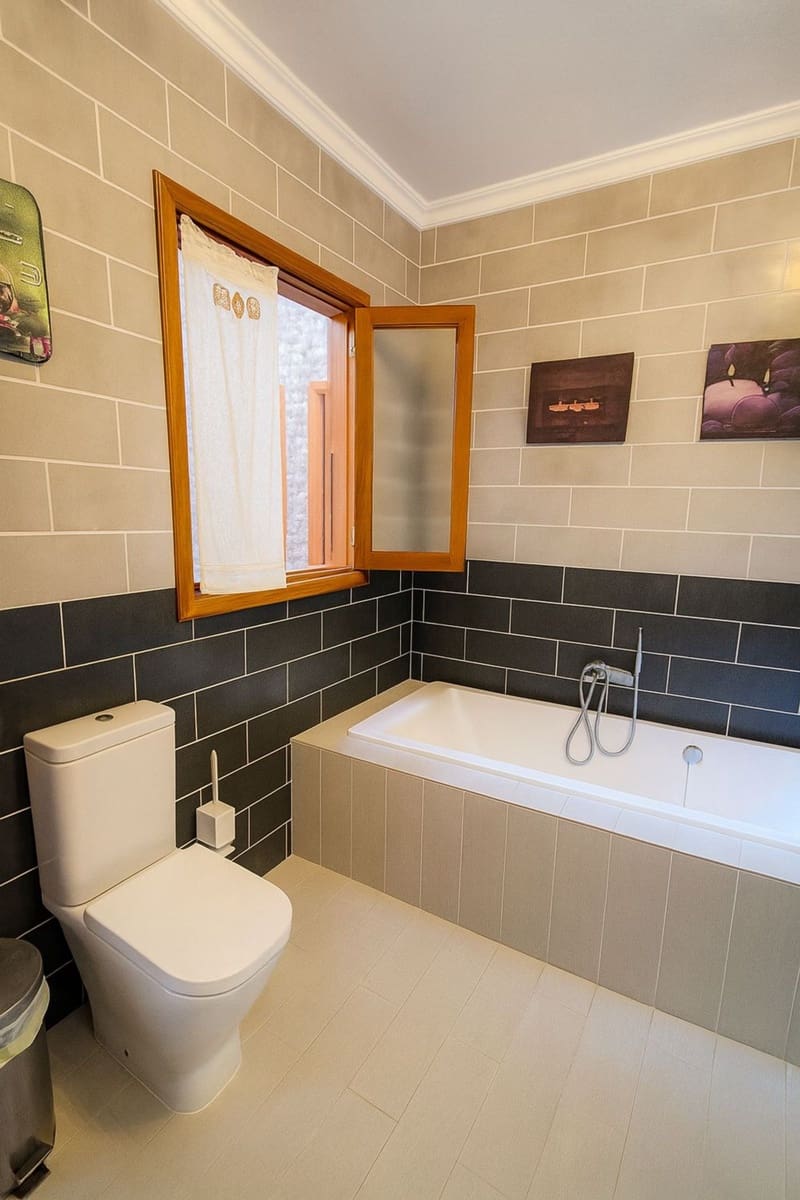 4 chambre Appartement à vendre à Arrecife avec garage - 330 000 € (Ref: 9208107)