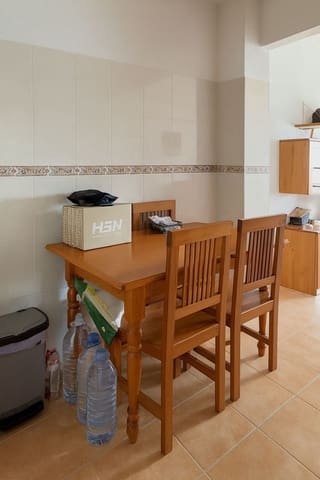 1 quarto Apartamento para venda em San Bartolomé com garagem - 150 000 € (Ref: 9212545)