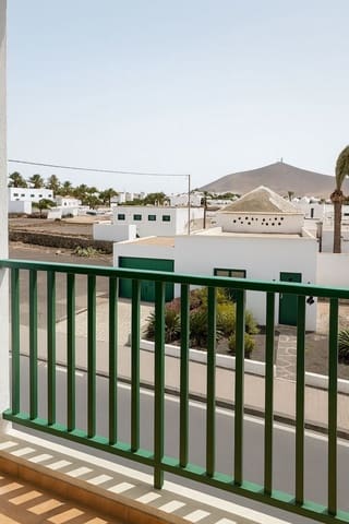 1 quarto Apartamento para venda em San Bartolomé com garagem - 150 000 € (Ref: 9212545)