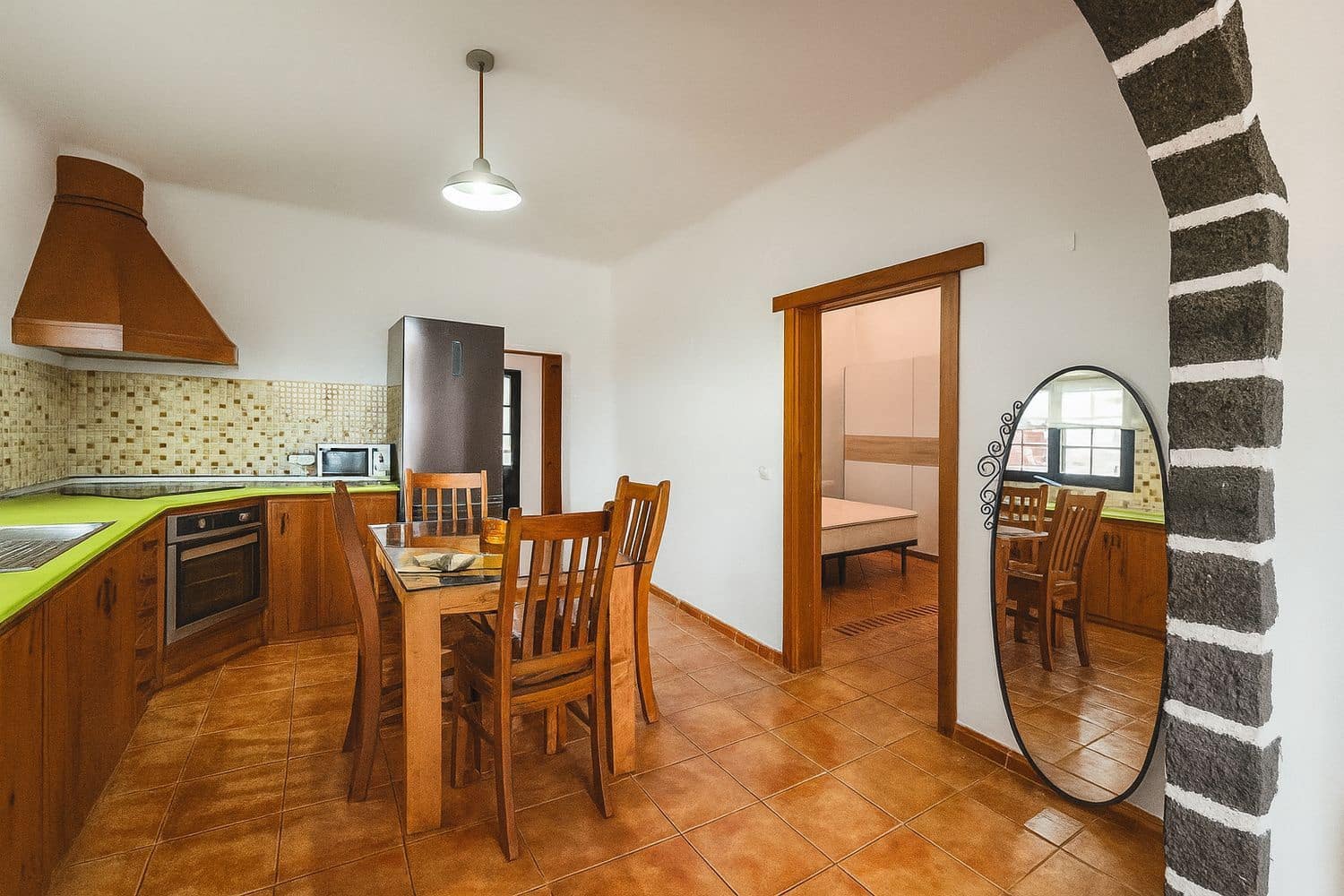 2 bedroom Townhouse for rent in San Bartolome with garage - € 1,800 (Ref: 9322471)