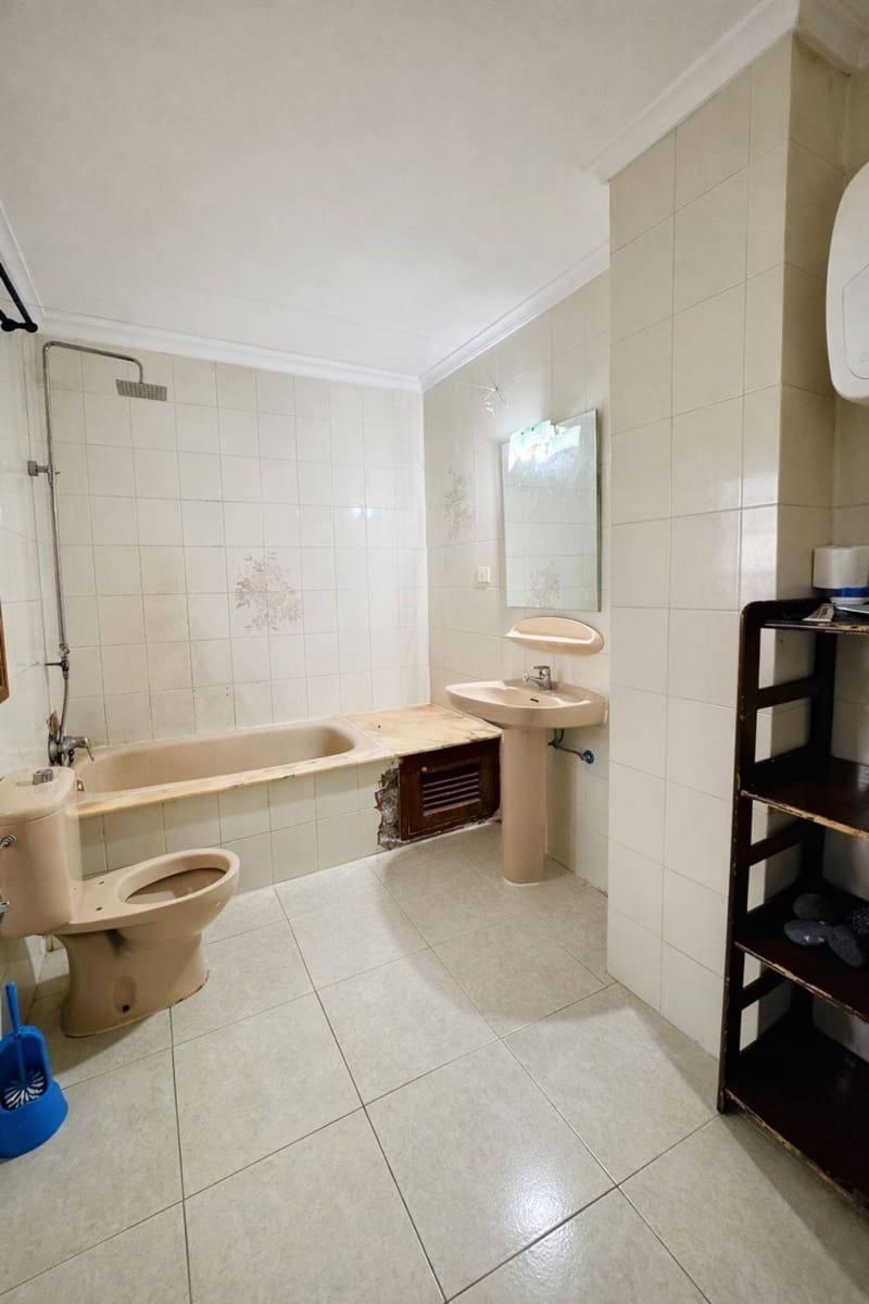 3 sypialnia Finka/Dom wiejski na sprzedaż w Arrecife z garażem - 299 000 € (Ref: 9465283)