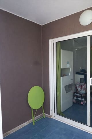 Appartement te koop in Puerto del Carmen, Tías met zwembad garage - € 150.000 (Ref: 9465284)