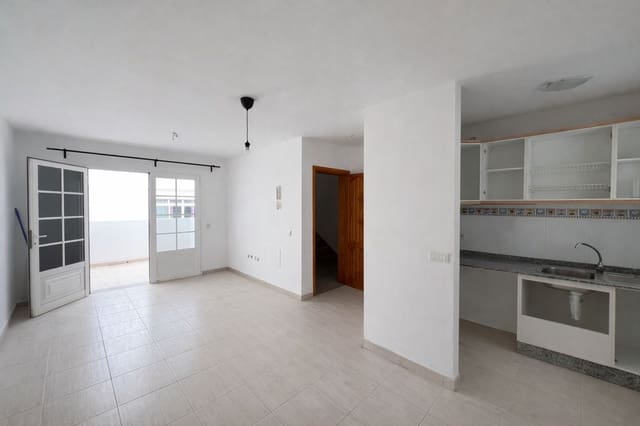 2 sovrum Lägenhet till salu i Arrecife med garage - 160 000 € (Ref: 9467992)