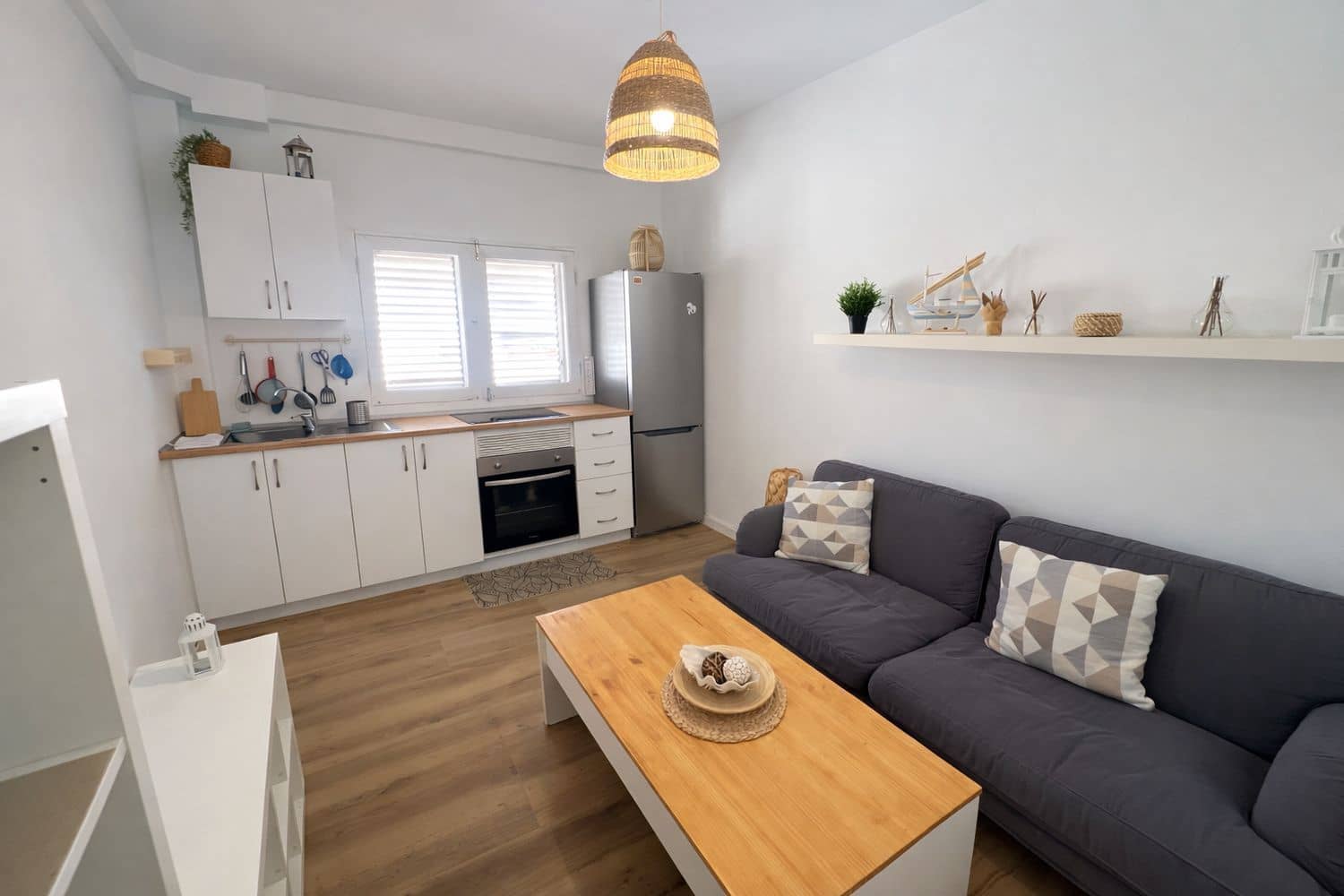 2 bedroom Apartment for rent in Arrecife with garage - € 1,000 (Ref: 9480821)