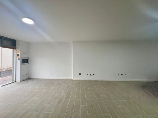 Gewerbe zu vermieten in Arrecife - 750 € (Ref: 9494453)