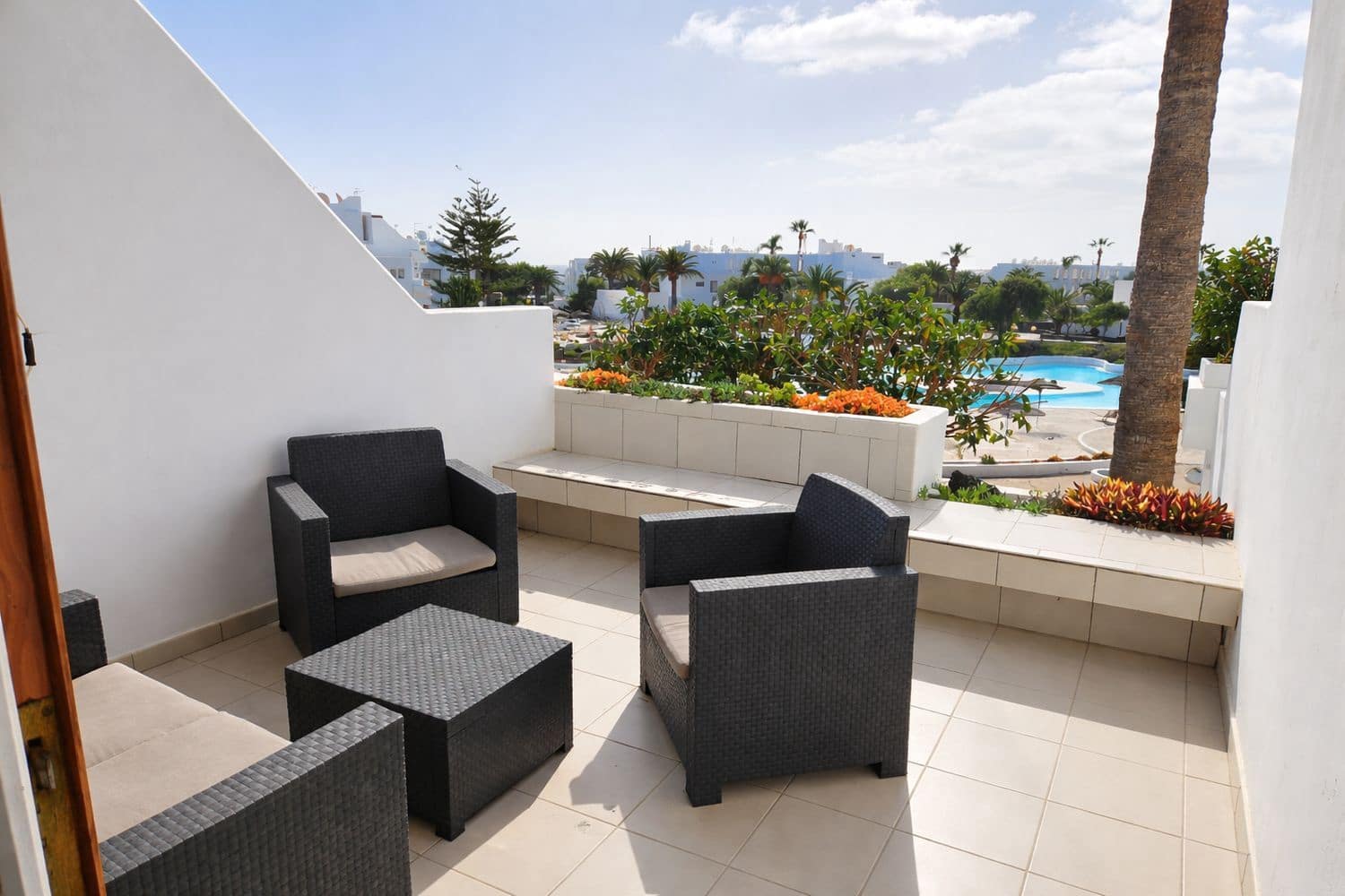 Lejlighed til salg i Costa Teguise med swimmingpool garage - € 238.000 (Ref: 9540836)