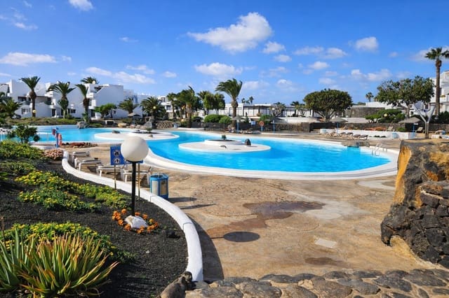 Lejlighed til salg i Costa Teguise, Teguise med swimmingpool garage - € 238.000 (Ref: 9540836)