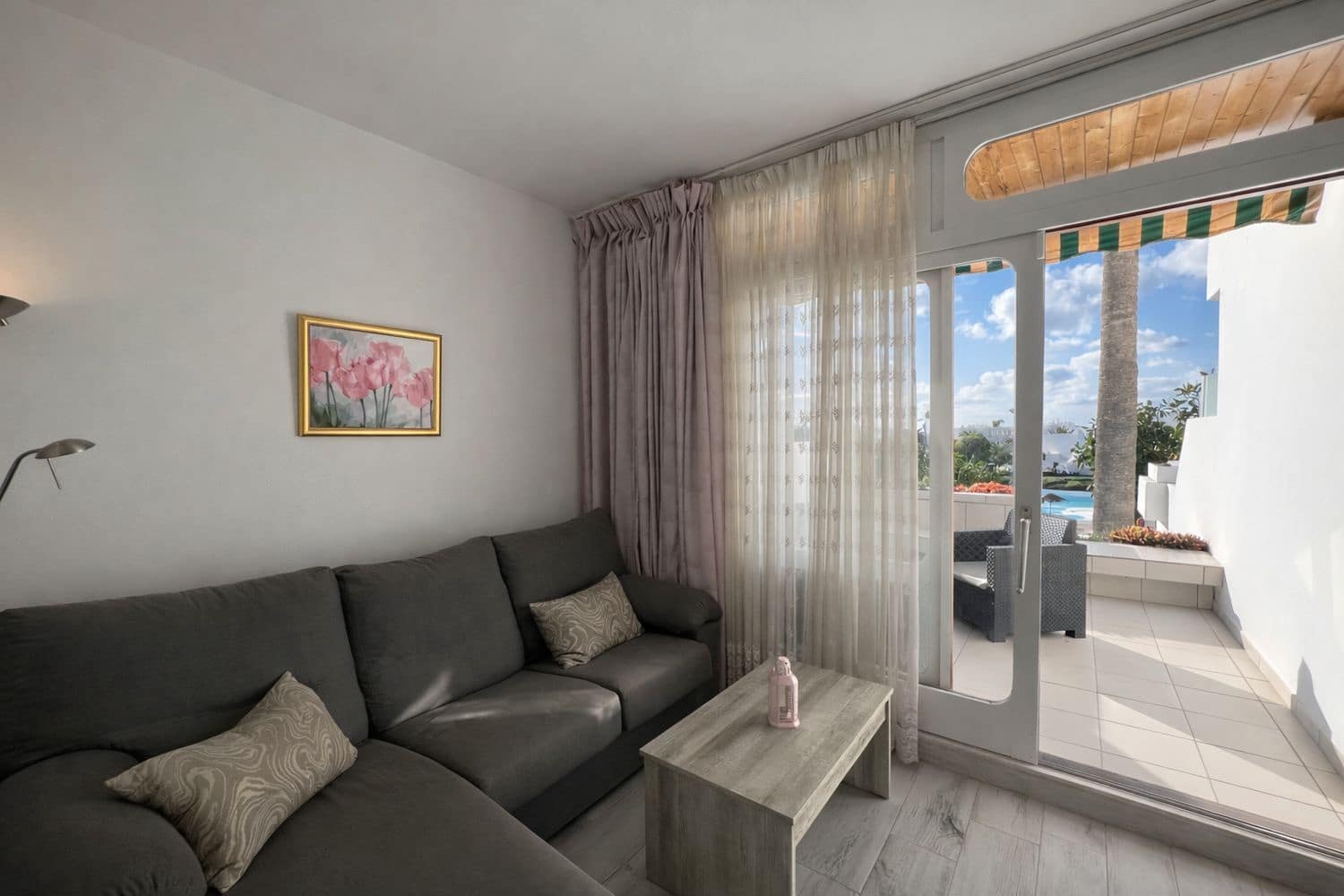 Lejlighed til salg i Costa Teguise med swimmingpool garage - € 238.000 (Ref: 9540836)