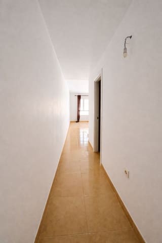 3 Zimmer Apartment zu verkaufen in Arrecife mit Garage - 190.000 € (Ref: 9594545)
