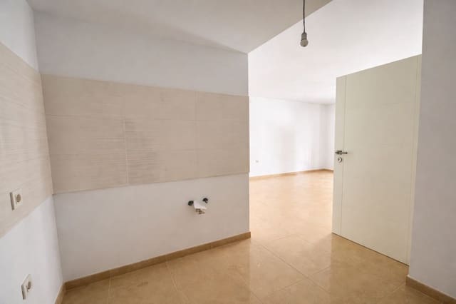 3 Zimmer Apartment zu verkaufen in Arrecife mit Garage - 190.000 € (Ref: 9594545)